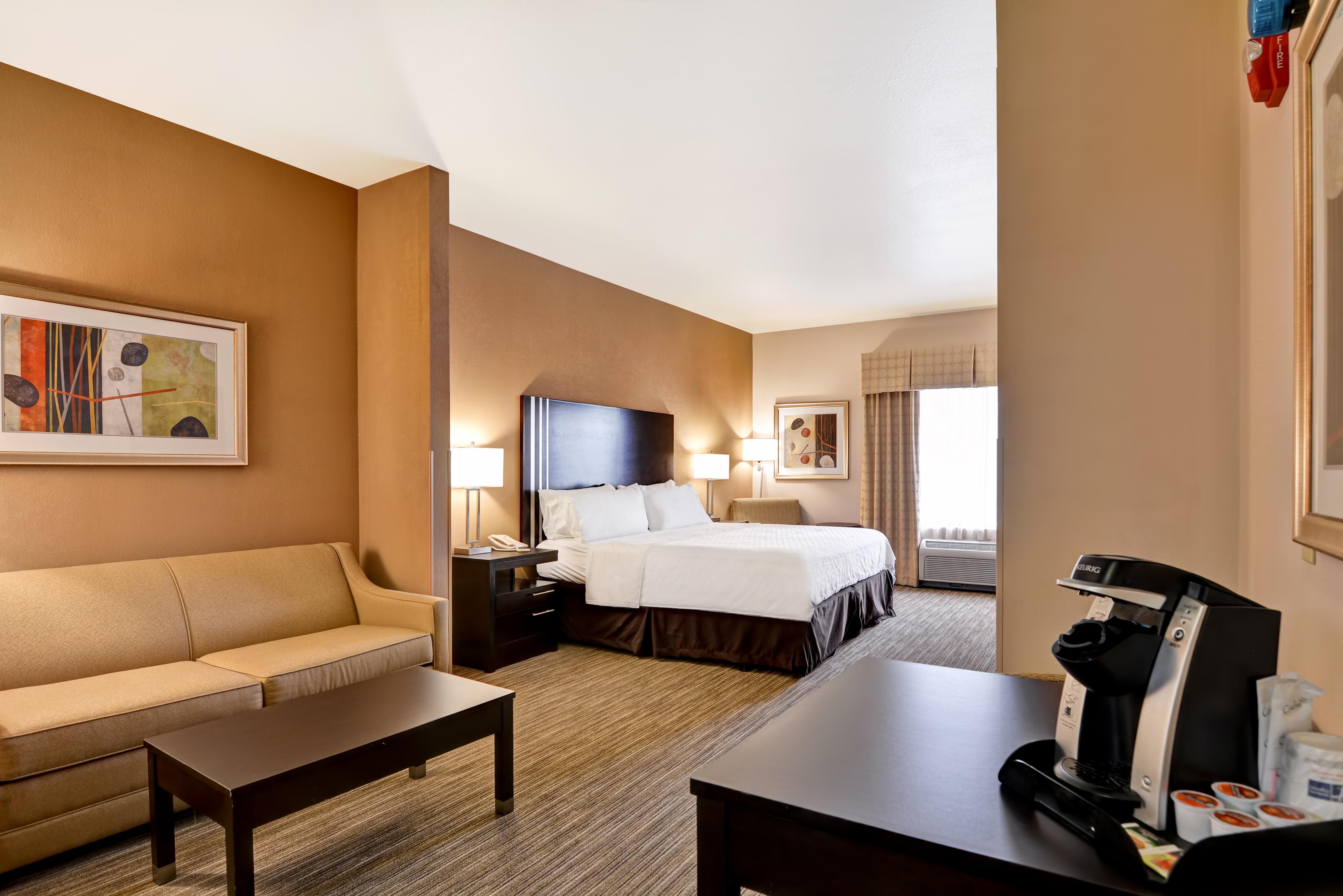 Holiday Inn Express Hotel & Suites Milwaukee-New Berlin By Ihg Ngoại thất bức ảnh
