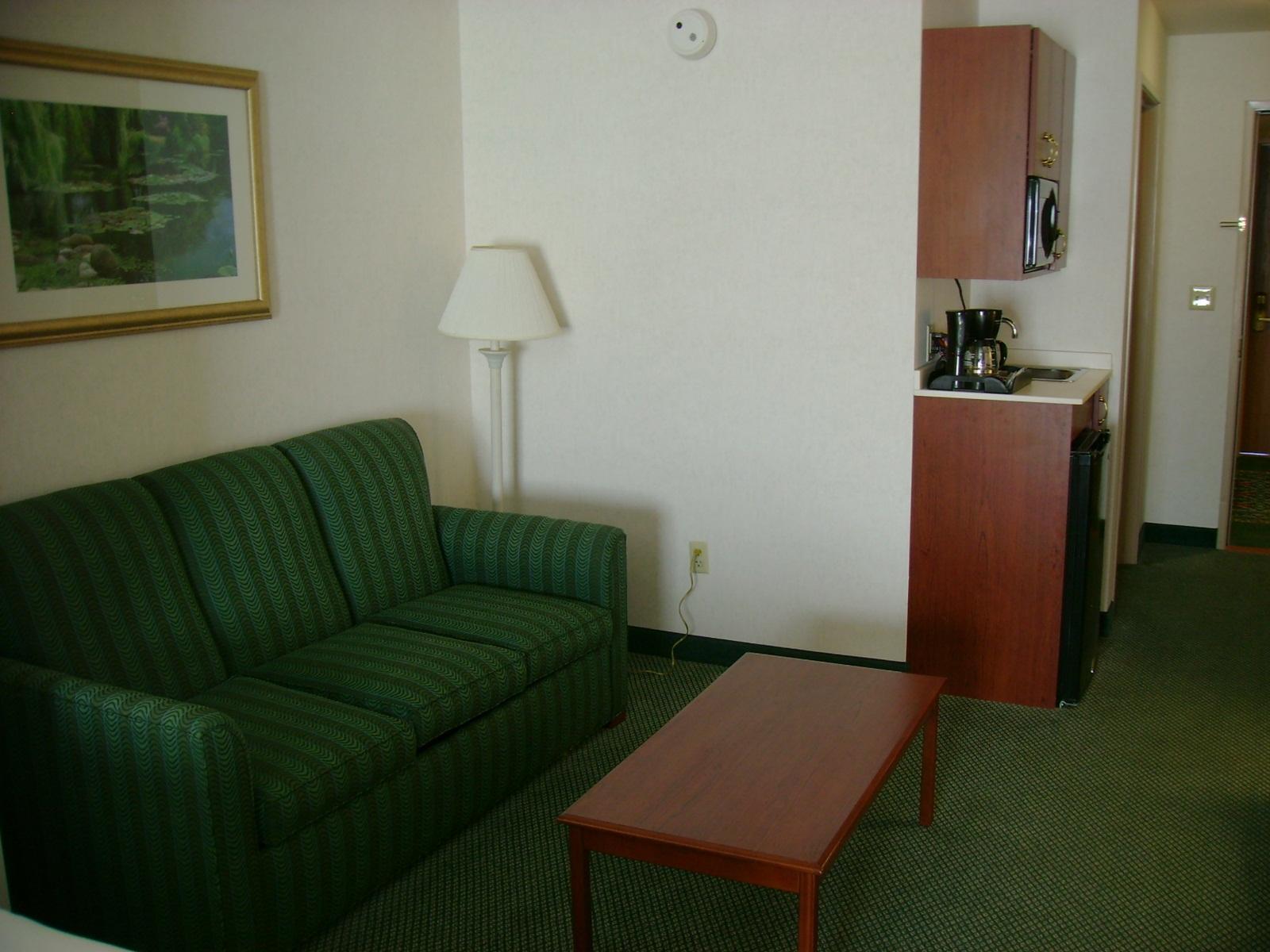 Holiday Inn Express Hotel & Suites Milwaukee-New Berlin By Ihg Ngoại thất bức ảnh