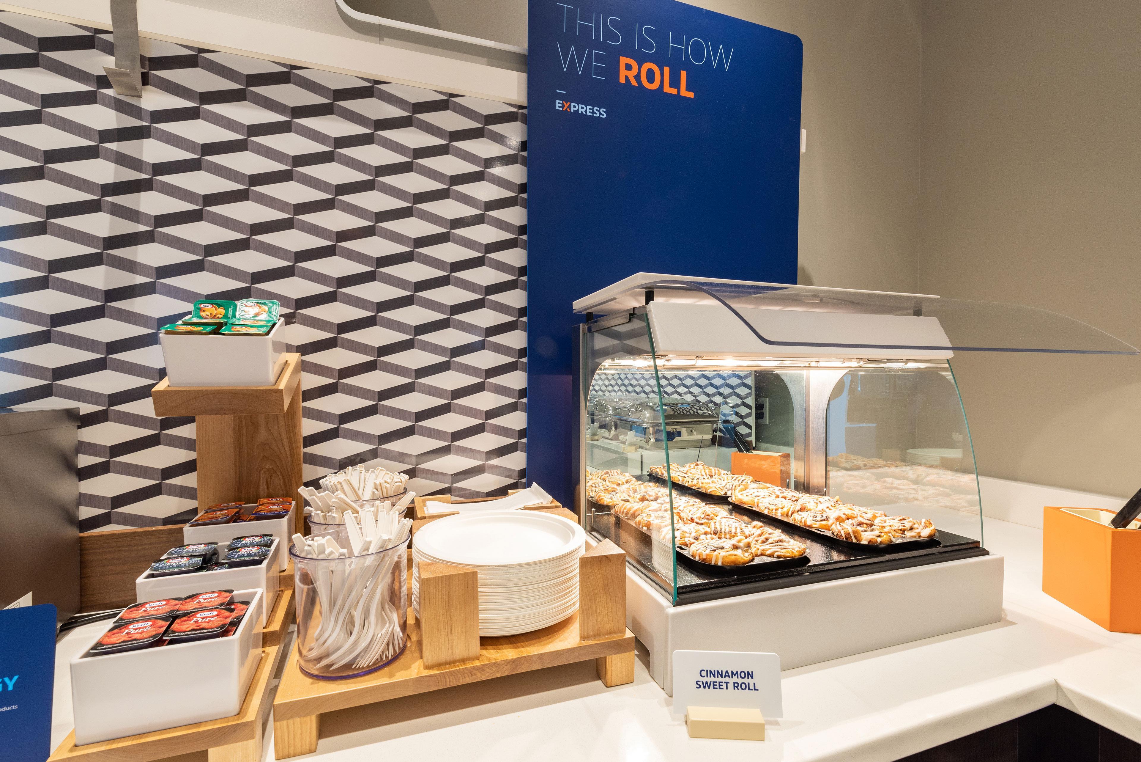Holiday Inn Express Hotel & Suites Milwaukee-New Berlin By Ihg Ngoại thất bức ảnh