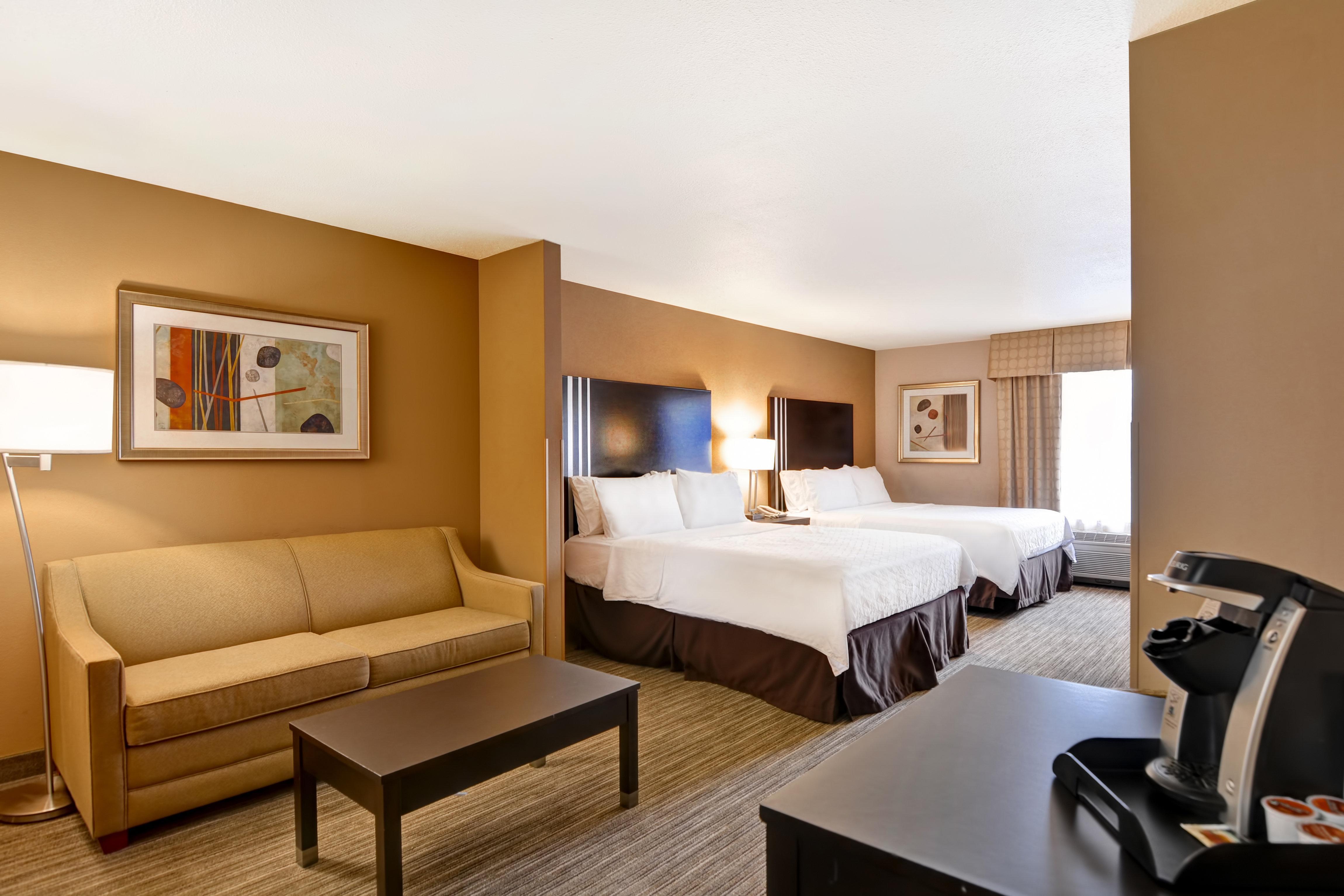 Holiday Inn Express Hotel & Suites Milwaukee-New Berlin By Ihg Ngoại thất bức ảnh