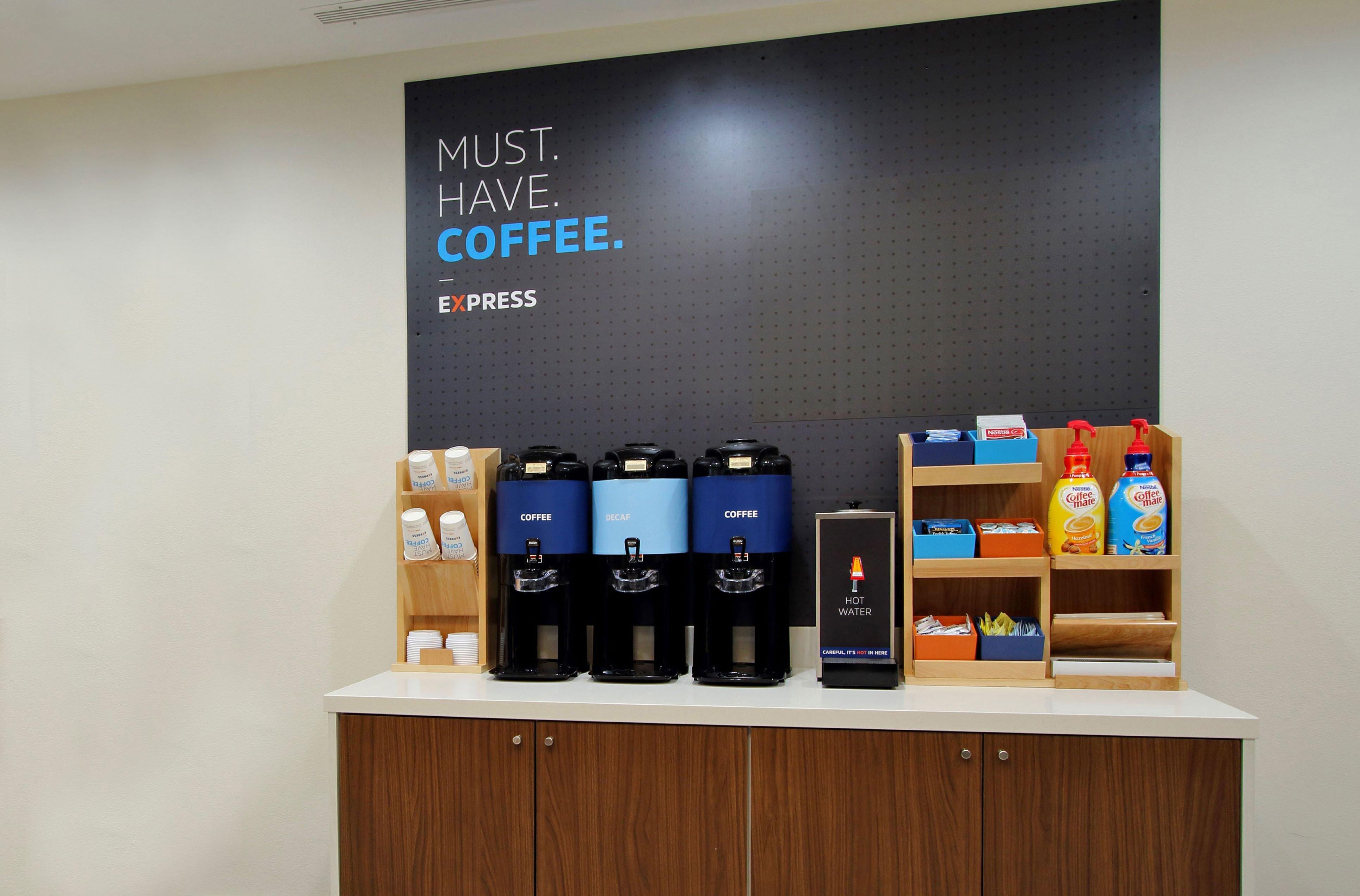 Holiday Inn Express Hotel & Suites Milwaukee-New Berlin By Ihg Ngoại thất bức ảnh