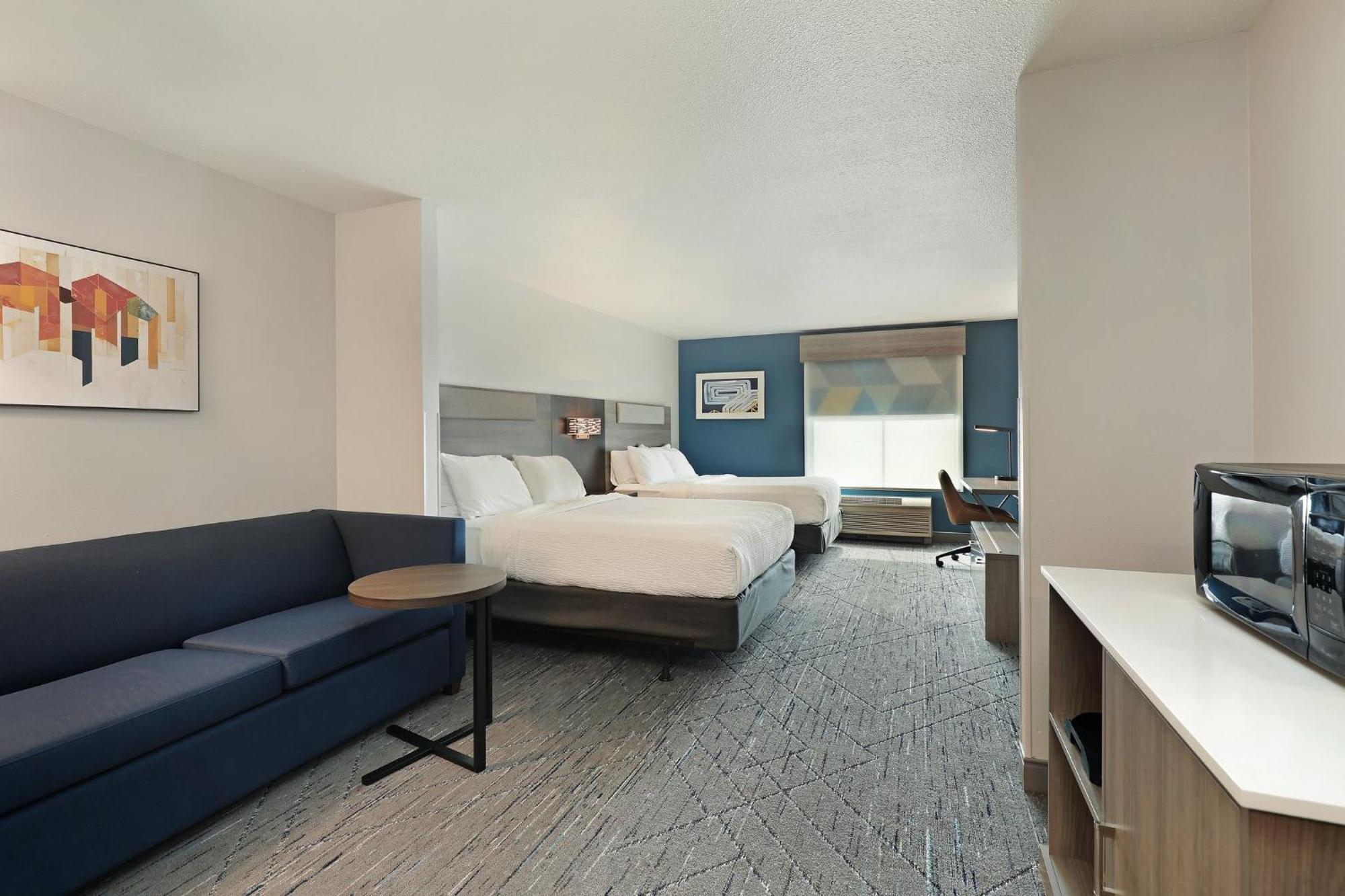 Holiday Inn Express Hotel & Suites Milwaukee-New Berlin By Ihg Ngoại thất bức ảnh